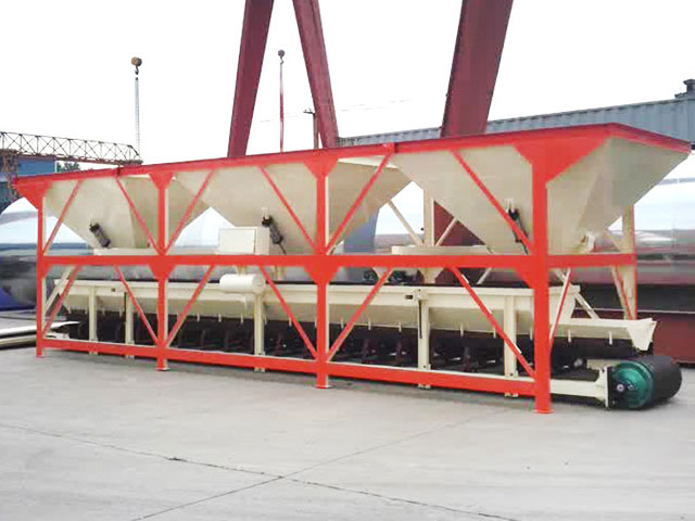 攪拌(ban)站配(pei)料倉(cang)