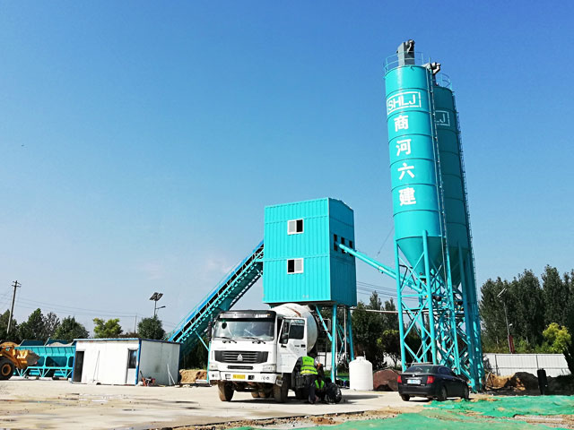 HZS60模塊(kuai)集裝箱式(shi)混凝土攪(jiao)拌站